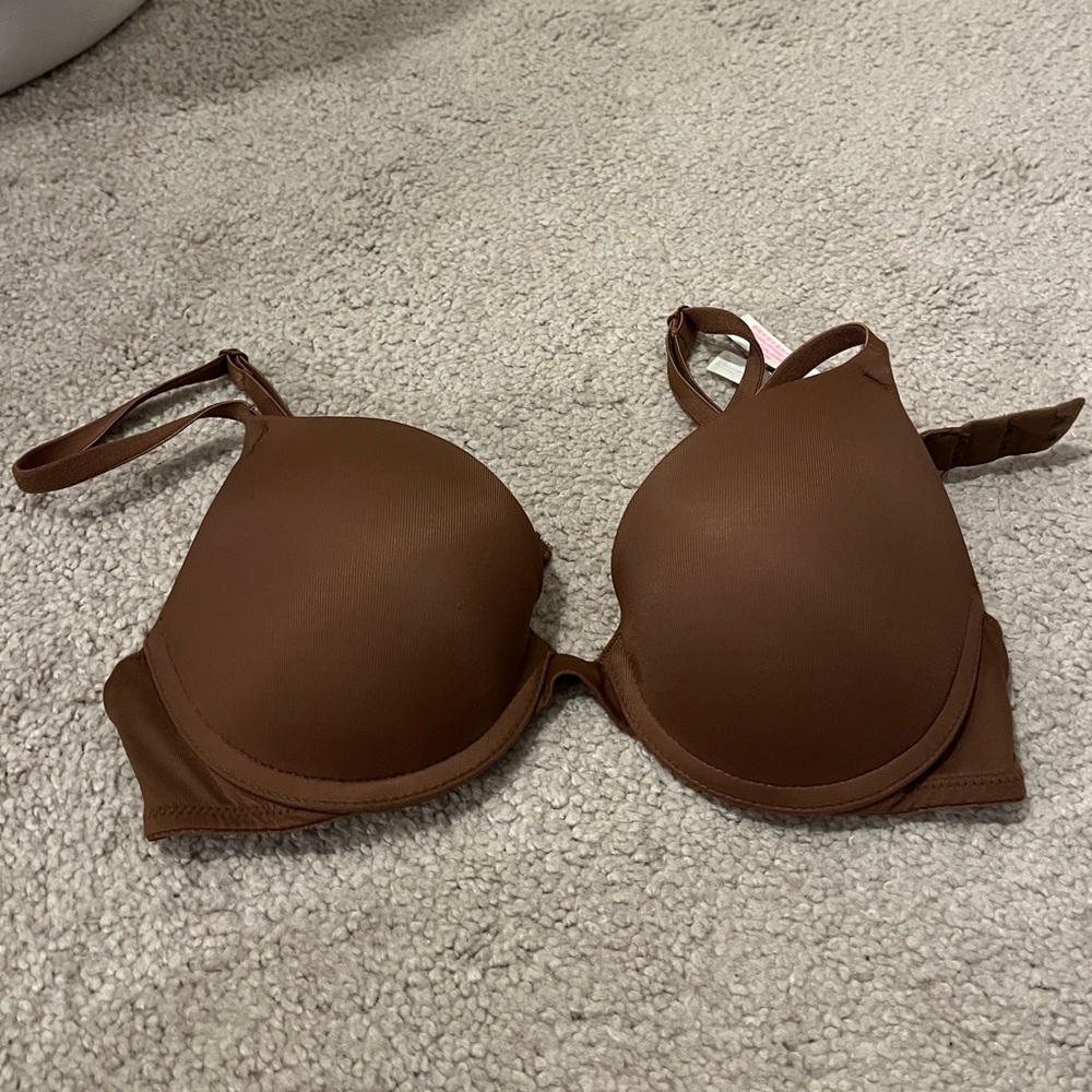 PINK Victoria’s Secret t shirt push up bra
